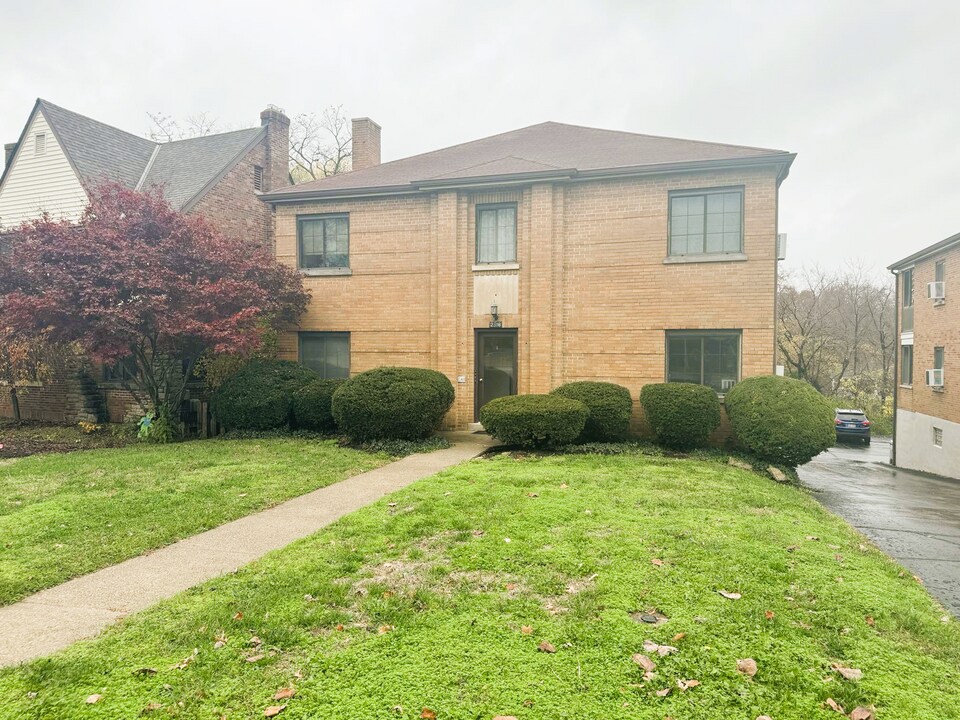 2316 Dixie Hwy-Unit -2 in Fort Mitchell, KY - Building Photo