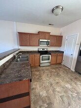 626 Ebb Tide Ln in Sneads Ferry, NC - Building Photo - Building Photo