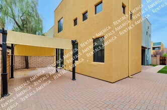 402 E Croydon Park Rd in Tucson, AZ - Foto de edificio - Building Photo