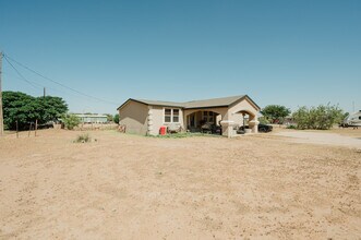 1715 N Clendenen Ave in Odessa, TX - Building Photo - Building Photo