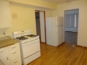 2003 Richmond St, Unit 2003 in Rockford, IL - Building Photo - Building Photo