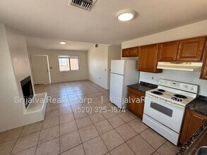 1410 E 16th St in Tucson, AZ - Foto de edificio - Building Photo