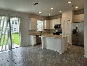 3258 Laurent Lp in Davenport, FL - Building Photo - Building Photo