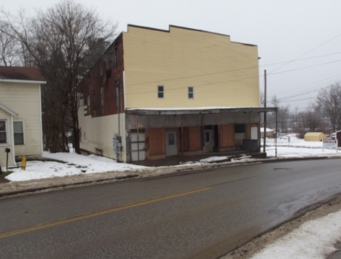 92 S Main St in Union City, PA - Foto de edificio