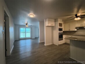 16012 S Elwood Ave in Glenpool, OK - Building Photo - Building Photo