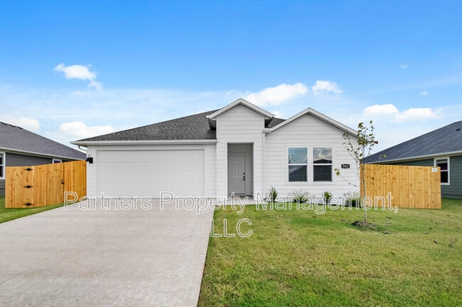 941 Rentley St in Prairie Grove, AR - Building Photo - Building Photo