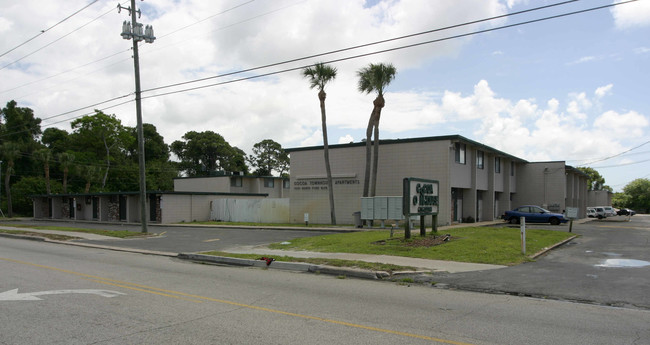 Cocoa Townhomes