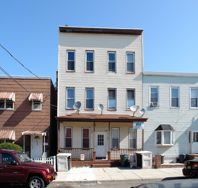 130 69th St in Guttenberg, NJ - Building Photo - Building Photo