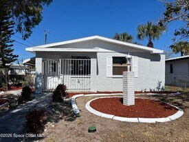 360 Pomolo St in Cocoa, FL - Building Photo