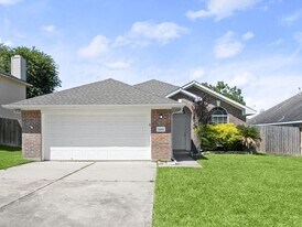 18454 Sunrise Pines Dr in Montgomery, TX - Building Photo