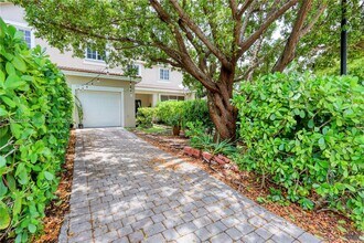 14070 SW 275th St in Homestead, FL - Building Photo - Building Photo