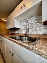 231 E Xenia Dr in Fairborn, OH - Foto de edificio - Building Photo
