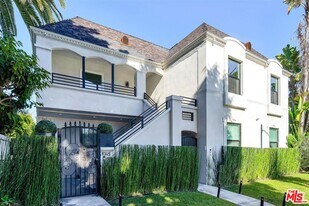 9345 W Olympic Blvd in Beverly Hills, CA - Building Photo