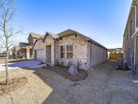 3412 Chasemoor Dr in Denton, TX - Building Photo - Building Photo