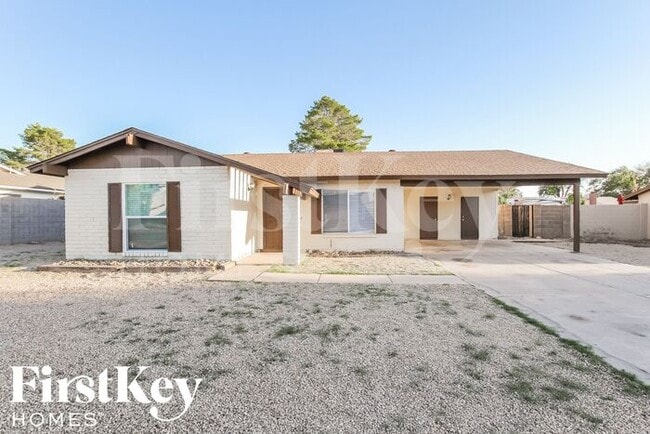 property at 1327 W Kerry Ln