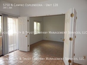 5750 N Camino Esplendora in Tucson, AZ - Building Photo - Building Photo