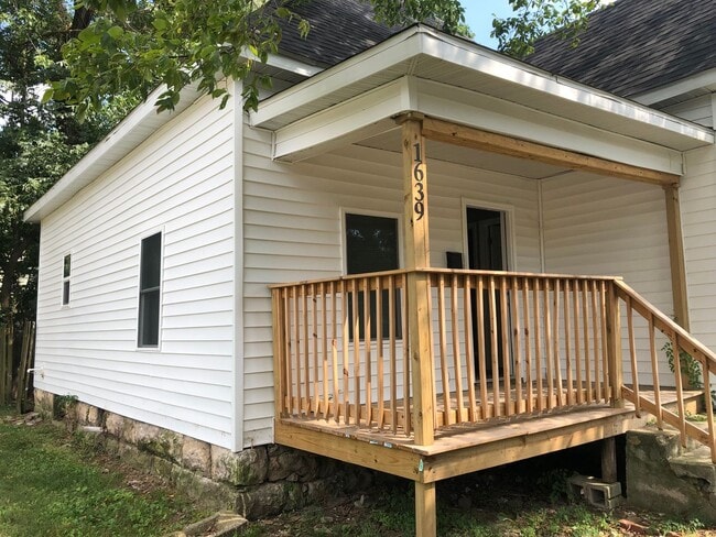 1636 N Sherman Ave in Springfield, MO - Building Photo - Building Photo