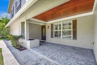 4610 Pine Tree Dr in Boynton Beach, FL - Building Photo - Building Photo