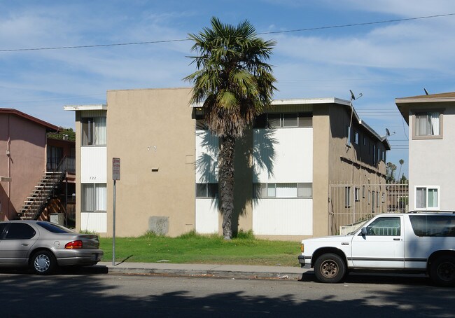 722 S G St in Oxnard, CA - Foto de edificio - Building Photo