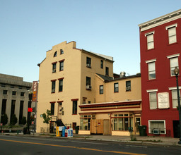 400 5th St NW in Washington, DC - Building Photo - Building Photo