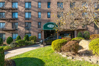 Highview Condominium II in Staten Island, NY - Building Photo - Building Photo