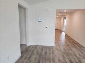 2208 Blossom Ranch Rd in Patterson, CA - Building Photo - Building Photo