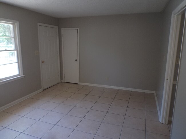 728 Vallotton Dr in Valdosta, GA - Building Photo - Building Photo