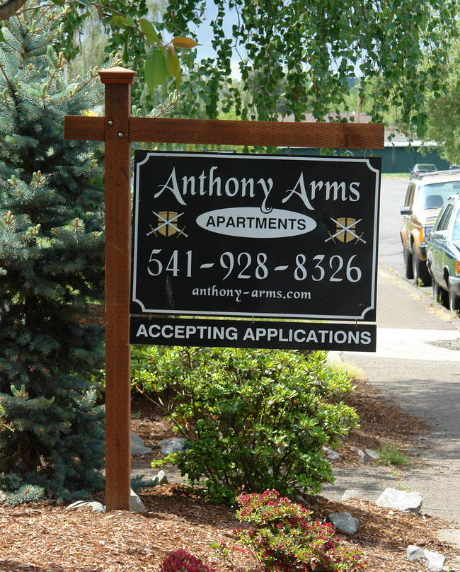 Anthony Arms Apartments in Corvallis, OR - Building Photo - Building Photo