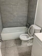 19751 SW 114th Ave, Unit Point South Unit in Miami, FL - Building Photo - Building Photo