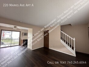 220 Marks Ave in Lancaster, OH - Building Photo - Building Photo