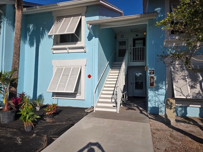 3697 42nd Way S in St. Petersburg, FL - Building Photo - Building Photo