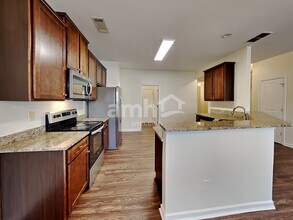 1240 Faye Ct in Mcdonough, GA - Building Photo - Building Photo