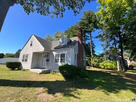 198 Broad St in Manchester, CT - Building Photo