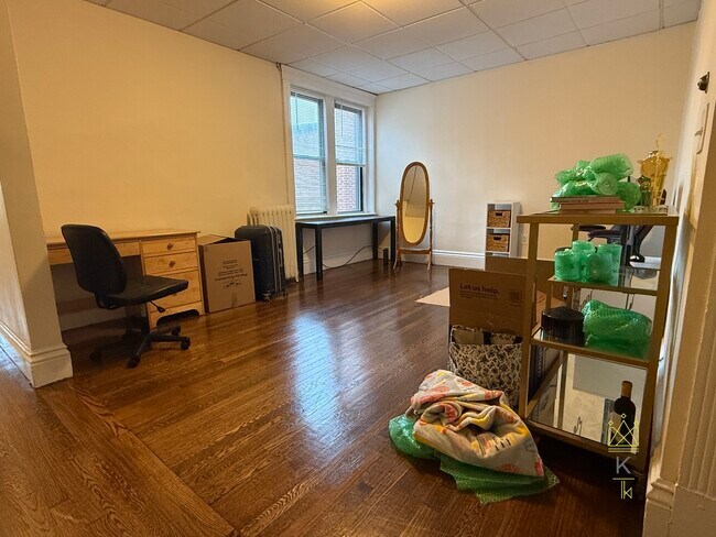 property at 1961 Commonwealth Ave