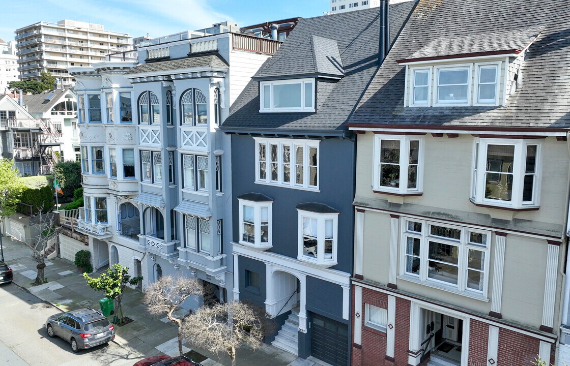 2055 Green St in San Francisco, CA - Building Photo