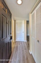 10200 Belle Rive Blvd, Unit 71 in Jacksonville, FL - Building Photo - Building Photo