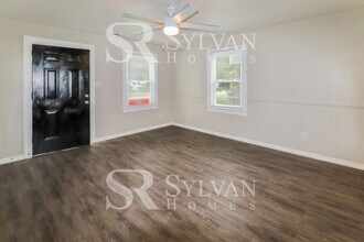 858 Burksdale Rd in Norfolk, VA - Building Photo - Building Photo