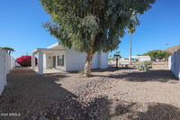 1209 E Meadow Ln in Phoenix, AZ - Foto de edificio - Building Photo