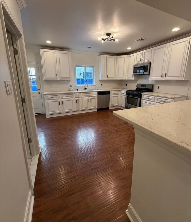 2642 Emery St in Philadelphia, PA - Building Photo - Building Photo