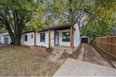 11446 Lippitt Ave in Dallas, TX - Building Photo