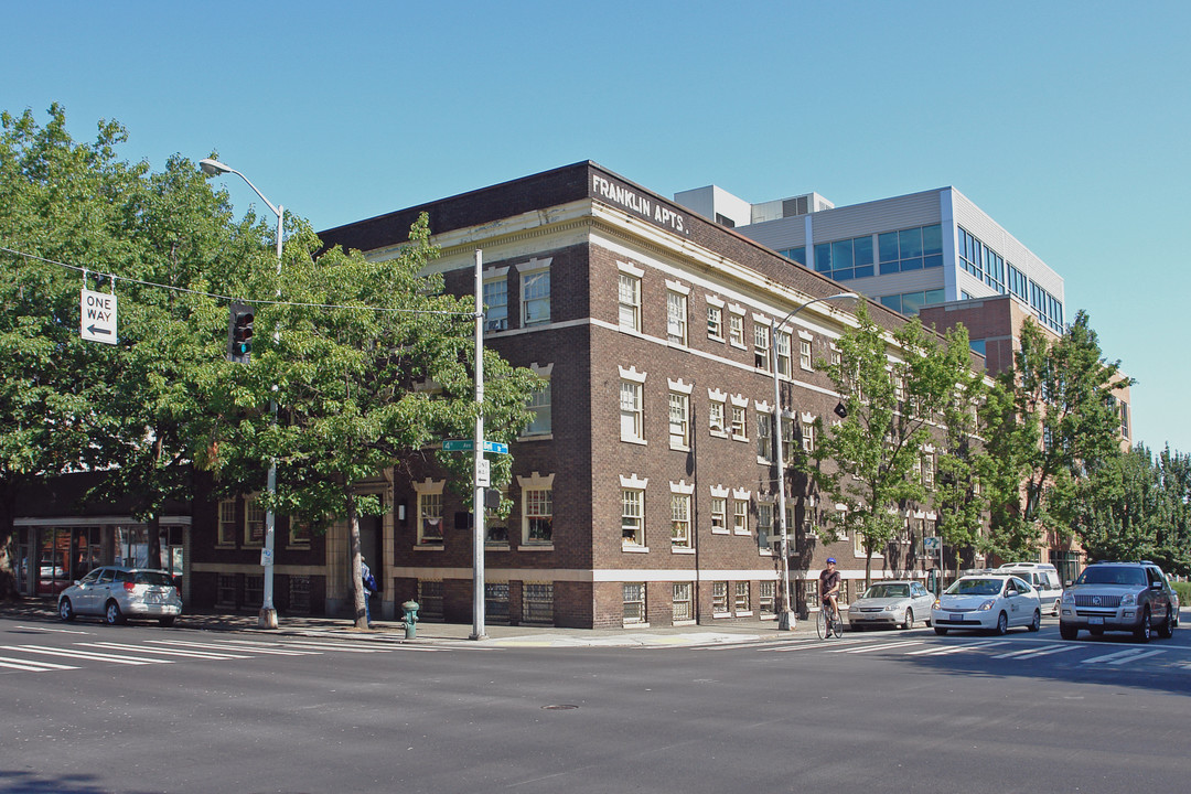 Franklin Apartments in Seattle, WA - Building Photo