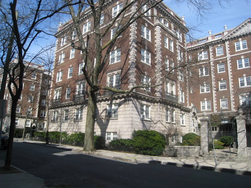 3 Arlington St in Cambridge, MA - Building Photo