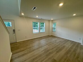 1635 Blanche St in Charlotte, NC - Building Photo - Building Photo