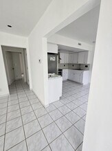 31 SW 10th St in Dania Beach, FL - Building Photo - Building Photo