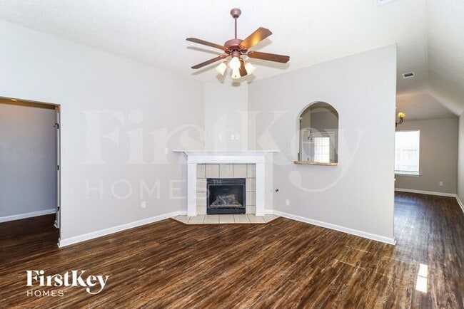 10197 Evening Hill Dr in Memphis, TN - Building Photo - Building Photo