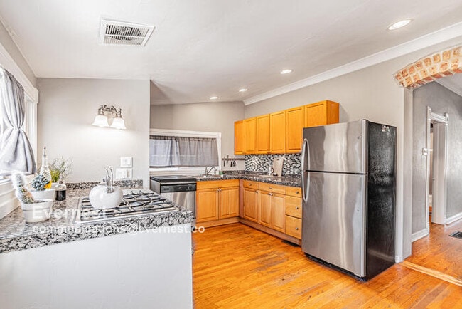 1248 S Pennsylvania St in Denver, CO - Building Photo - Building Photo