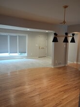 9 Harris Pl in Fair Lawn, NJ - Building Photo - Building Photo