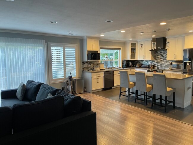 property at 636 Banta Ct