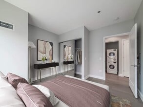 122 W Division St in Chicago, IL - Foto de edificio - Building Photo