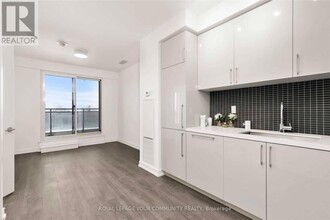 1-501 Grandview Ave in Markham, ON - Building Photo - Building Photo